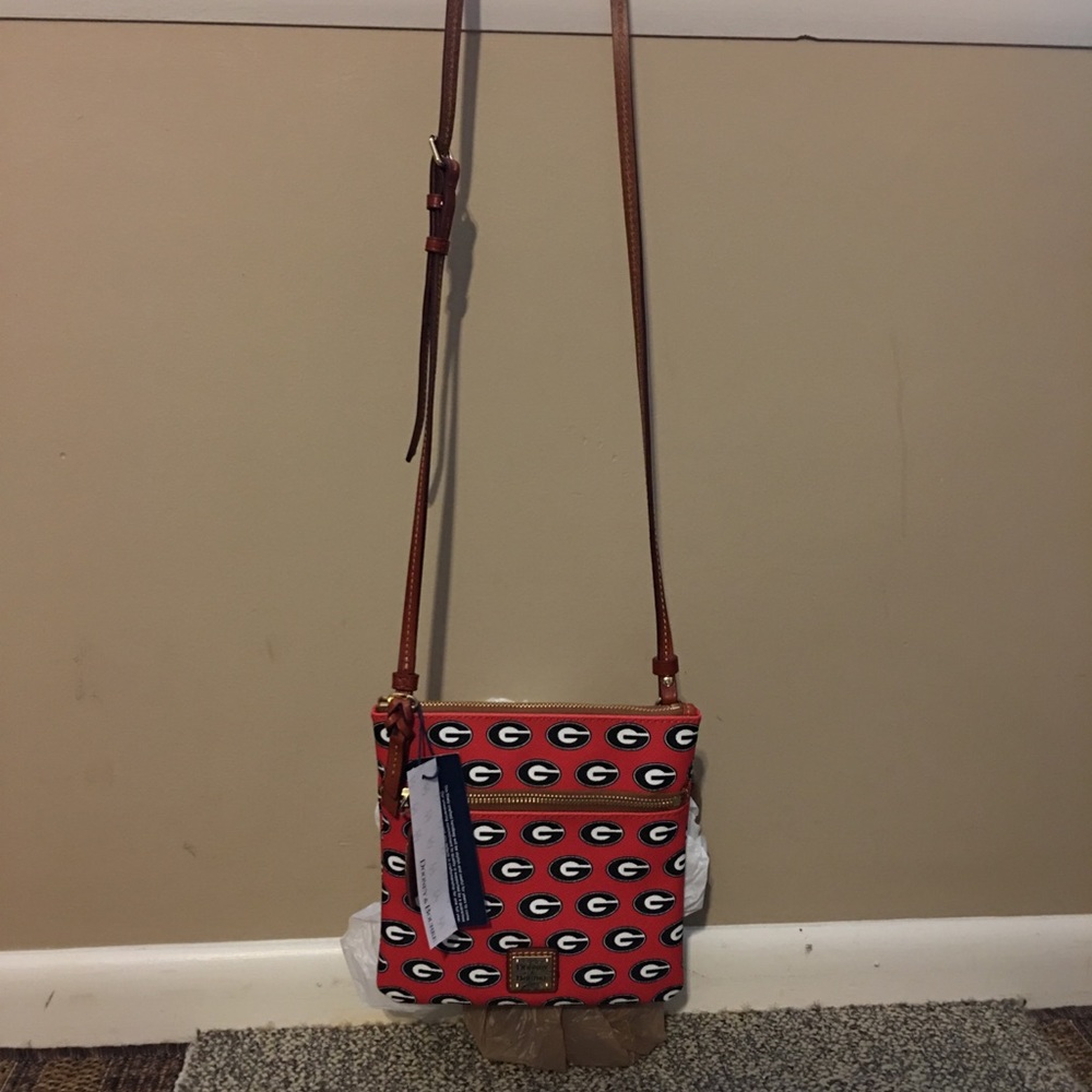 Adjustable cross body bag. NWT